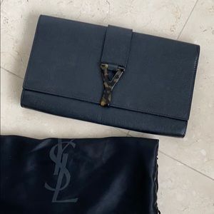 Sold ❌ Yves Saint Laurent